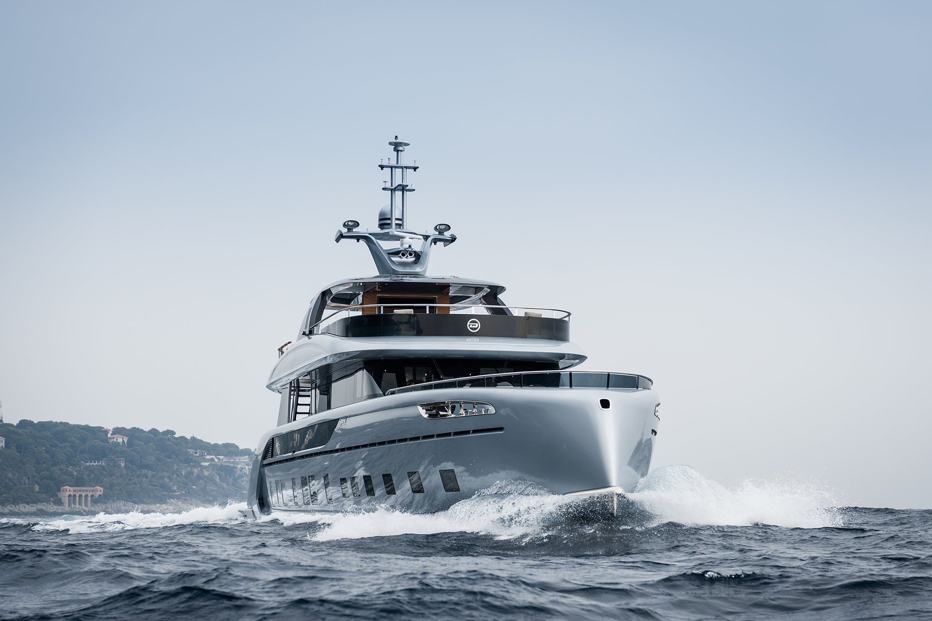 Dynamiq GTT 115 Superyacht